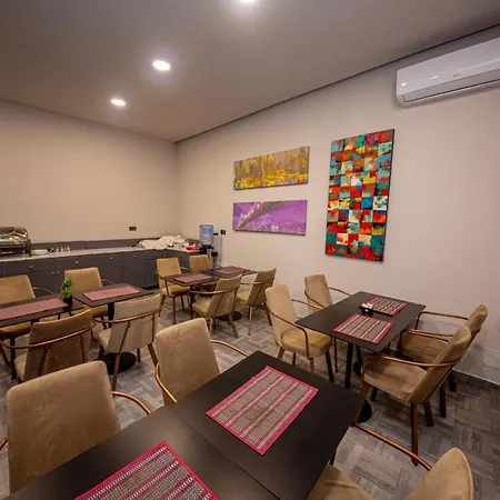 Center Hotel 4*